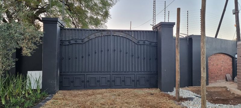 Driveway Gate